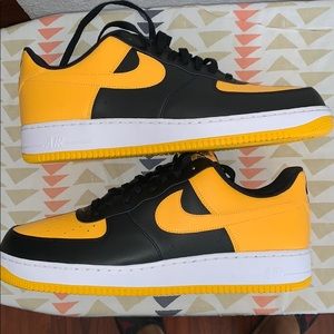 Nike Air Force 1 Lo-Top Sneakers! Size 15!